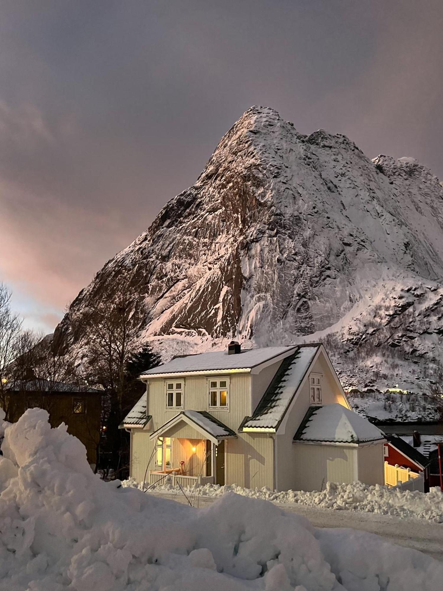 Husly Reine - Your Home With Reinebringen View Zewnętrze zdjęcie